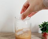Foto langkah ke 1 dari resep Sea Salt Latte.