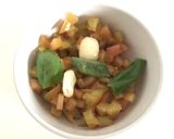 Foto del passaggio 3 della ricetta Paccheri ondulati con branzino e crema di zucchine e basilico