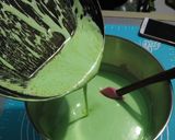Foto langkah ke 5 dari resep Ice Milo Cake.