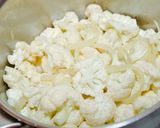 Paradicsomos karfiolkrémleves recept fázis 3 fotója