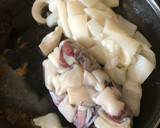 Foto del paso 9 de la receta: Arroz con sepia y calamares
