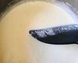 A picture of step 2 of Home made cream cheese with powdered milk.