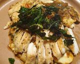 รูปขั้นตอนการทำที่ 2 ของ สเต๊กไก่กับเห็ดแชมปิญองซอสกะเพรากรอบ