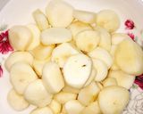 Hình bước làm 1 của món Chè Củ Năng Sữa