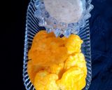 A picture of step 10 of Upwas ke pakoda and peanut chutney.