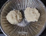 A picture of step 3 of Fireless Mawa Chocolate Modak.