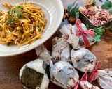 A picture of step 4 of Onigiri Lunch with Bamboo Stir-fry.