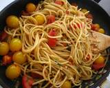 Super Easy Spaghetti with Anchovies & Fresh Tomatoes for 2 recipe step 3 photo