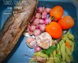 Foto langkah ke 1 dari resep Tumis tongkol asap kemangi.