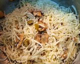 Φωτογραφία βήματος 6 της συνταγής Νουντλς Udon με μανιτάρια και Jalapenos C&G