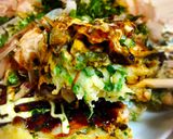 A picture of step 5 of Okonomiyaki Japanese food.