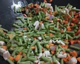Foto langkah ke 3 dari resep 73. Baby Buncis Wortel Ayam.