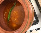 A picture of step 3 of Murgh cholay.