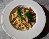 Foto langkah ke 5 dari resep Fusilli Aglio Olio Smoked Beef.