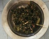 Foto langkah ke 8 dari resep Tumis daun singkong bumbu udang.
