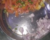 A picture of step 2 of Roti sandwich.