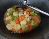 Foto langkah ke 5 dari resep Sapo Tofu Kuah.