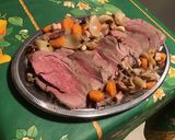 Une image de l'étape 11 de Rôti de sanglier au lard et vin rouge (marinade maison au cognac, aromates et légumes).