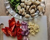 Foto langkah ke 1 dari resep Tumis Buncis Bakso.