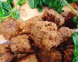 A picture of step 4 of Qeema pakora.
