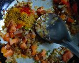 A picture of step 6 of Bombil(dried bombay duck) chutney.