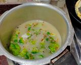 A picture of step 1 of Broccoli soup.