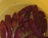 A picture of step 1 of Instant Fresh Chilli and Garlic Chutney.
