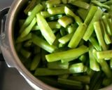 A picture of step 1 of Ganvaar Phali in Garlic.