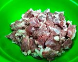 Foto langkah ke 1 dari resep Daging qurban (sapi) masak kecap.