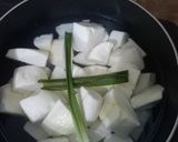 Foto langkah ke 1 dari resep Thai Sweet Cassava.