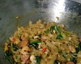 Foto langkah ke 3 dari resep Kwetiau goreng ala resto.
