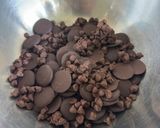 Gambar langkah 8 resipi Kek Coklat.