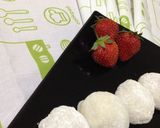 Foto langkah ke 7 dari resep Strawberry Mochi.