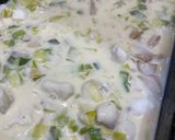 A picture of step 8 of Smoked haddock and leek pie.