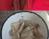 2027. Halpaprikás tejfölösen fodros nagykocka tésztával ! recept fázis 2 fotója