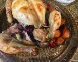 Foto del paso 8 de la receta: Cocina para las Fiestas: Pollo al horno relleno con arándanos y cerezas