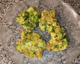 Foto del paso 2 de la receta: Buñuelos de brócoli