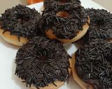 Foto langkah ke 9 dari resep Donat Maizena Super Empuk dan Montok.