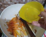 Foto langkah ke 4 dari resep Tumis toge tahu wortel.