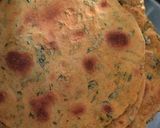 A picture of step 7 of Methi khakra.
