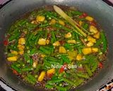 Foto langkah ke 3 dari resep Tumis kacang panjang tahu tauge.