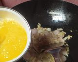 Foto langkah ke 3 dari resep Oseng buncis telur bakso.