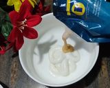 A picture of step 3 of Mayo chicken sandwich.