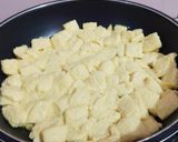Foto langkah ke 3 dari resep Pizza Roti Tawar (Teflon).