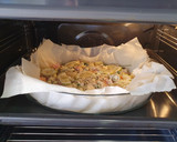 Foto del paso 4 de la receta: Pastel de salmón y espárragos con masa filo