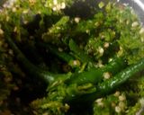 A picture of step 1 of Green Chilli Powder.