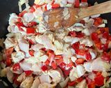 Foto del paso 4 de la receta: Fideos cremosos de coliflor, cebolla y morrón🥦🫑🧅
