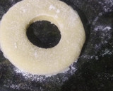A picture of step 3 of Donuts 🍩.
