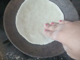 બાજરી ના રોટલા (Bajri rotla Recipe in Gujarati)