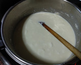 Foto del paso 2 de la receta: Tarta de queso y mermelada de fresa